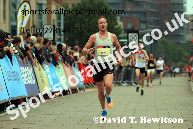 The AJ Bell Great North 5k., Newcastle/Gateshead Quayside.  Photo: David T. Hewitson/Sports for All Pics